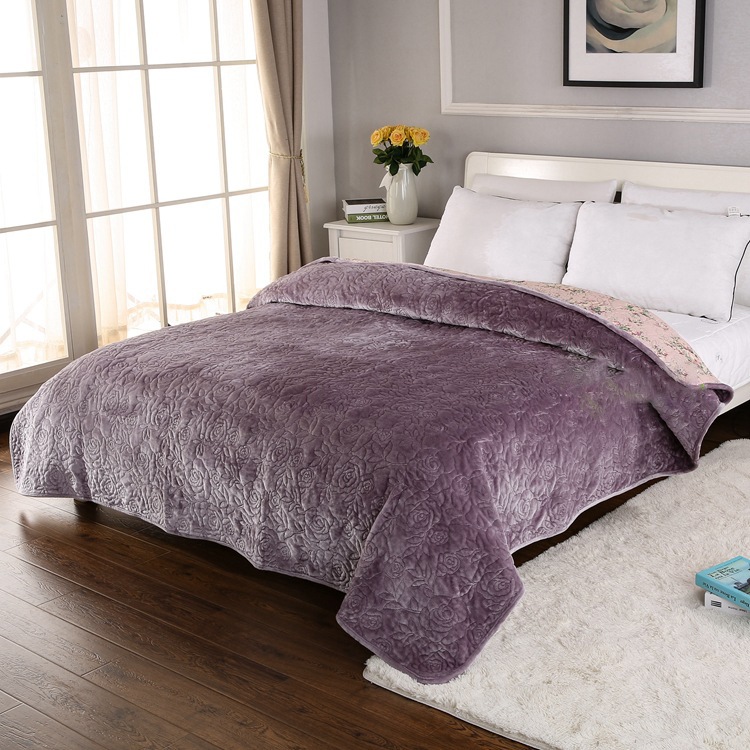 A velvet bedspread offers many decorating options - Leanka's Home